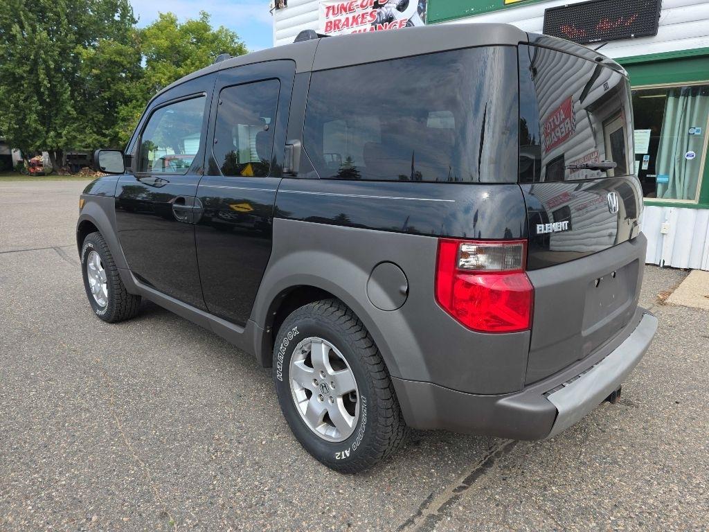 Honda Element  2004