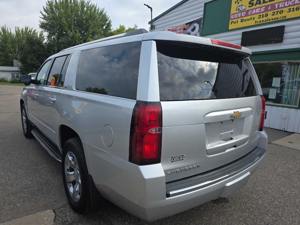 Chevrolet Suburban  2016