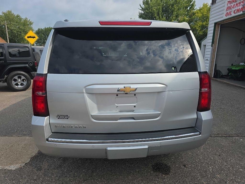 Chevrolet Suburban  2016