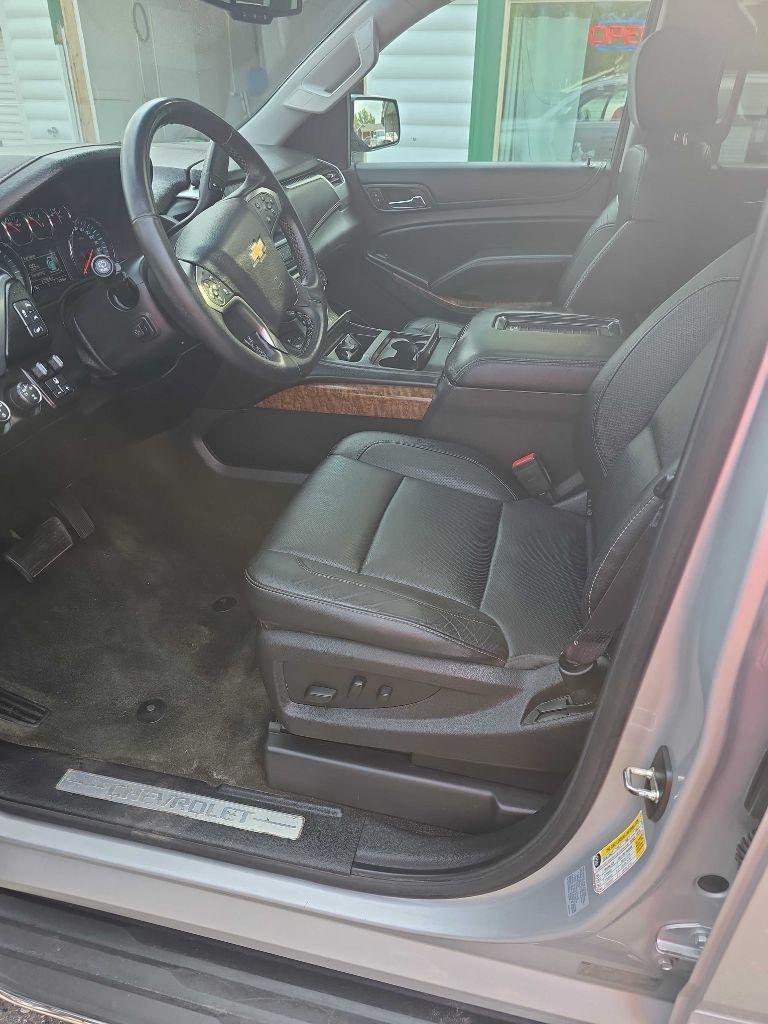 Chevrolet Suburban  2016