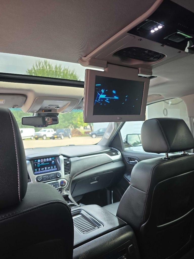 Chevrolet Suburban  2016