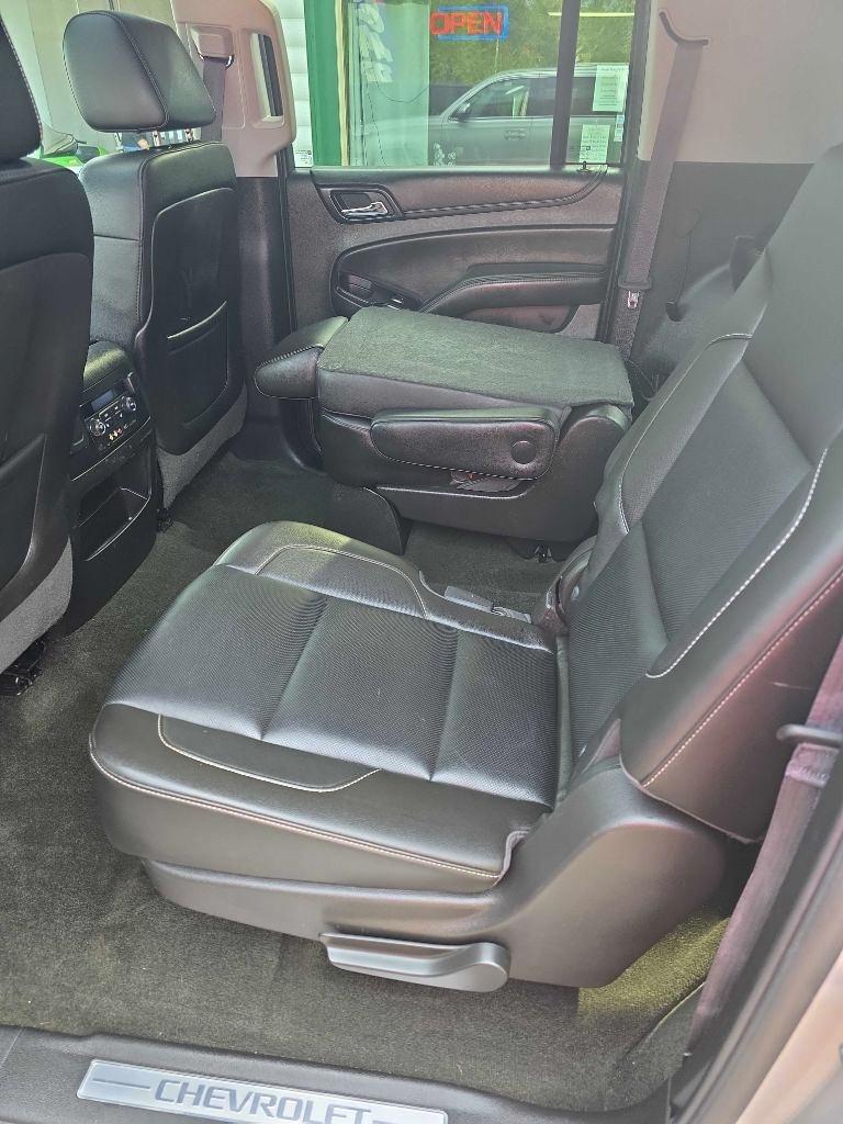 Chevrolet Suburban  2016