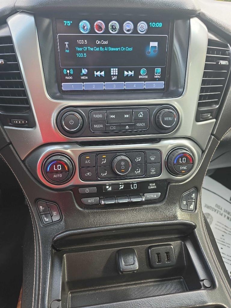 Chevrolet Suburban  2016