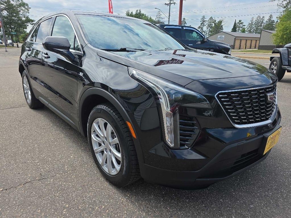Cadillac XT4  2021