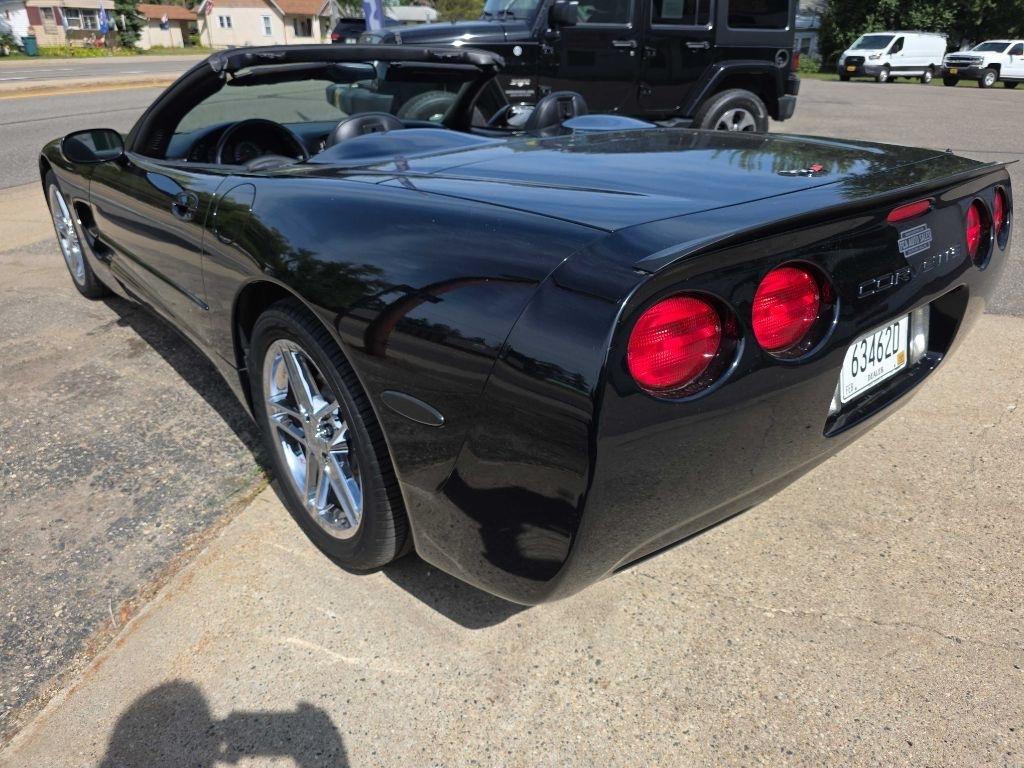 Chevrolet Corvette  2002