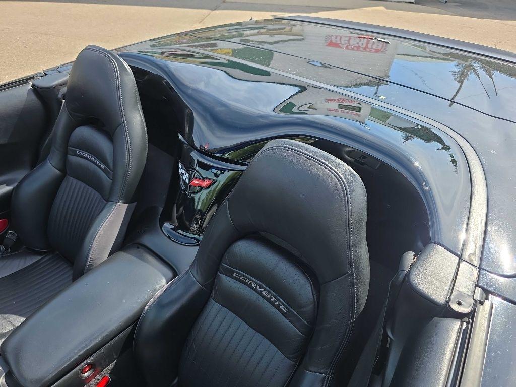 Chevrolet Corvette  2002