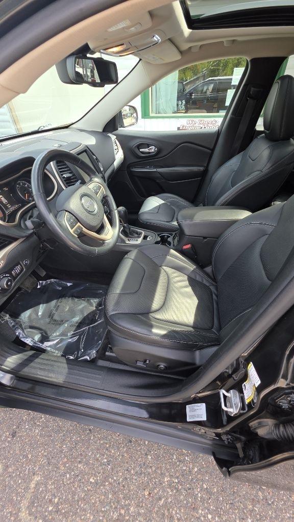 Jeep Cherokee  2015