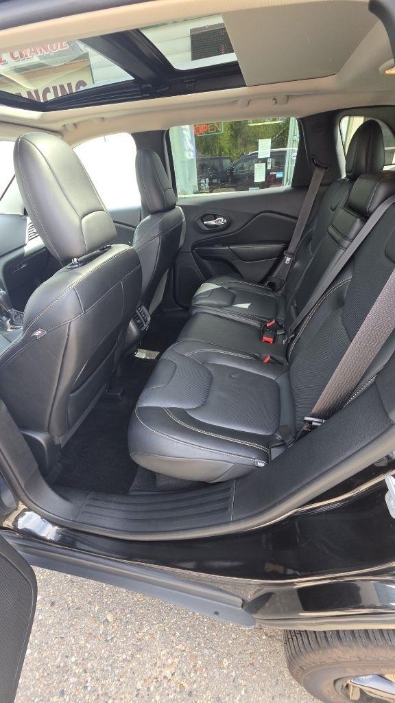 Jeep Cherokee  2015