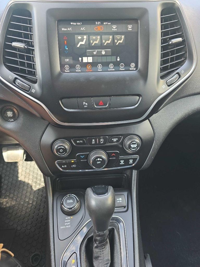 Jeep Cherokee  2019