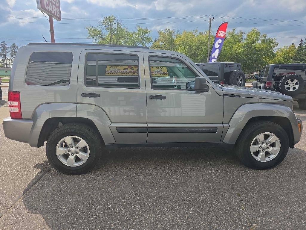 Jeep Liberty  2012