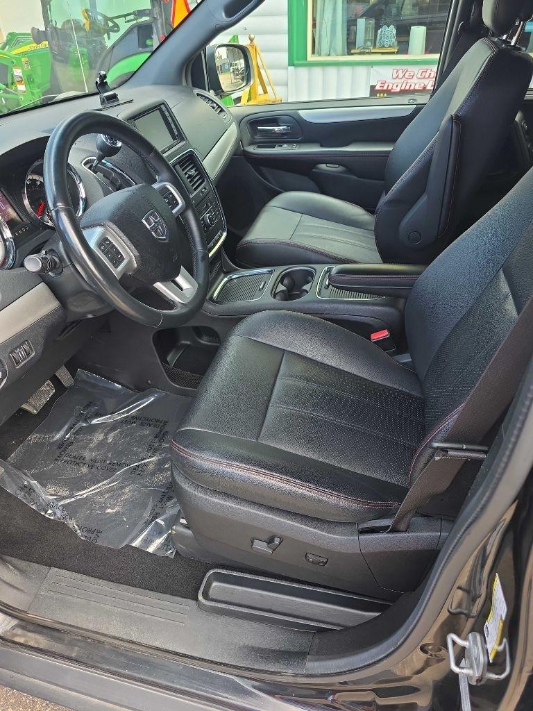 Dodge Grand Caravan  2016