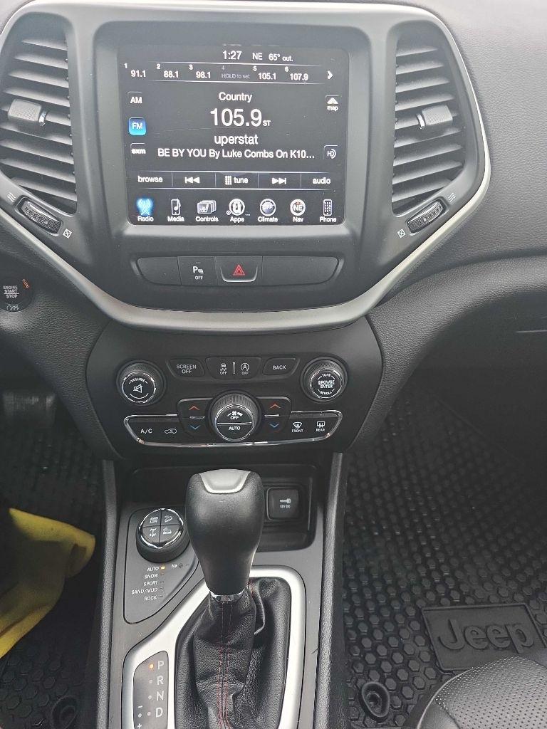Jeep Cherokee  2018
