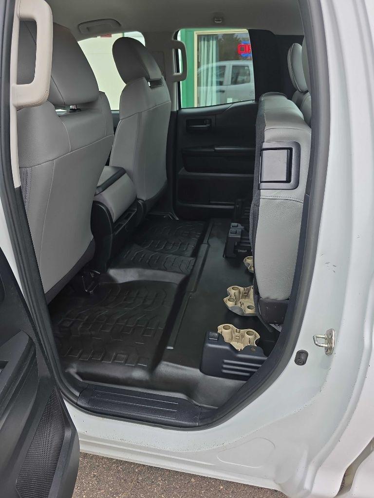 Toyota Tundra  2016