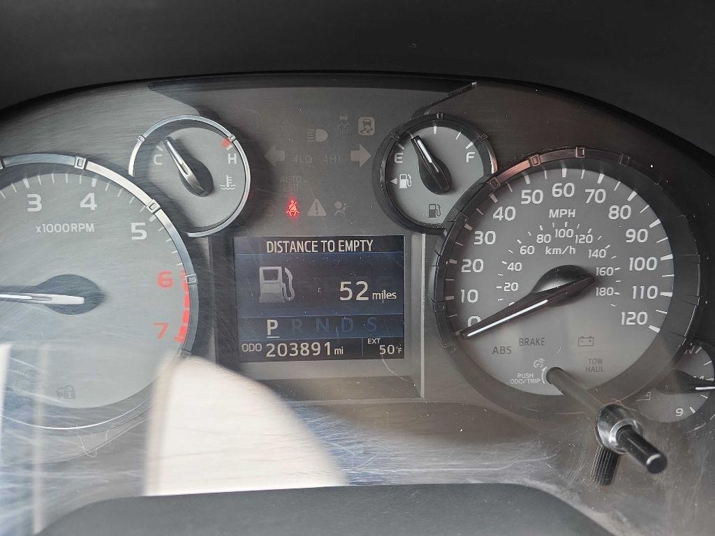 Toyota Tundra  2016
