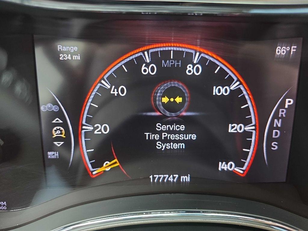 Jeep Grand Cherokee  2014