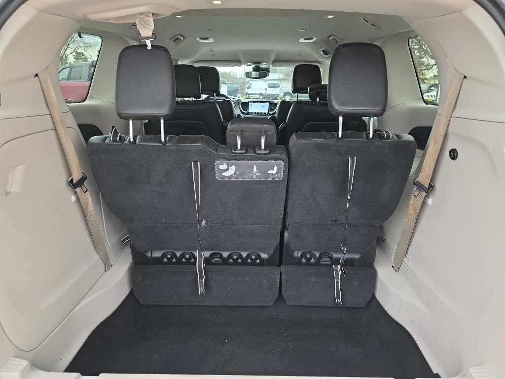 Chrysler Pacifica Touring L 2021