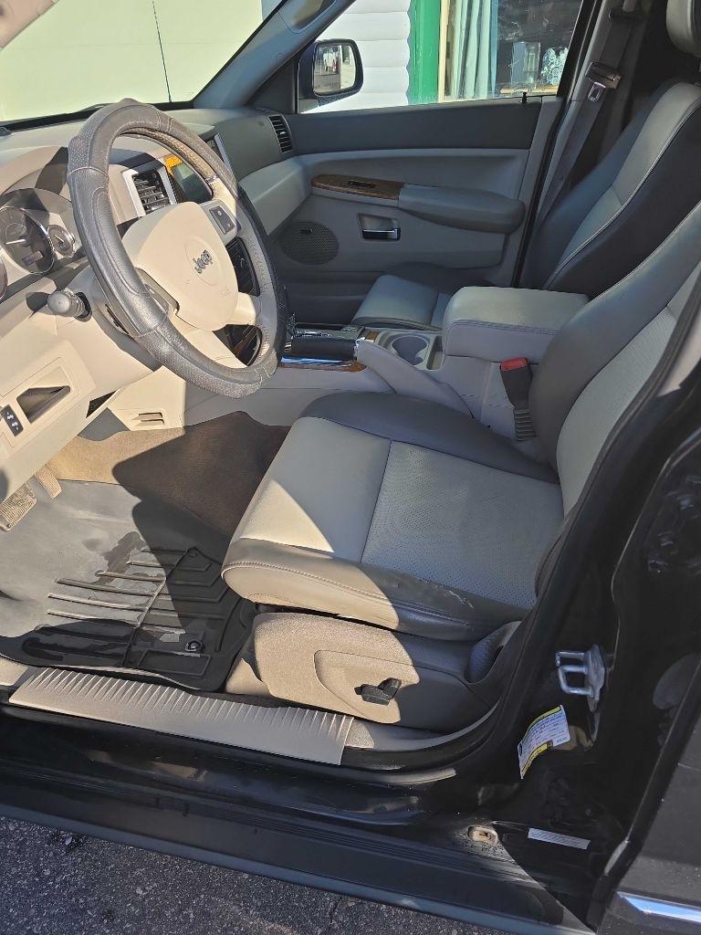 Jeep Grand Cherokee  2008