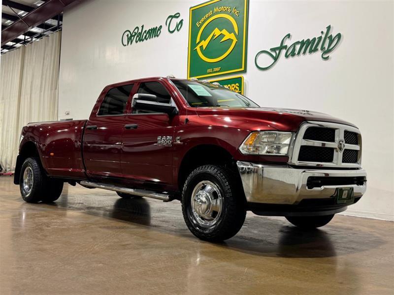 2017 RAM 3500 Tradesman Crew Cab LB DRW 4WD