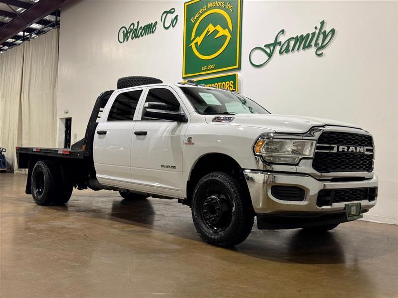 2021 RAM 3500 Chassis Tradesman Crew Cab LB DRW 4WD