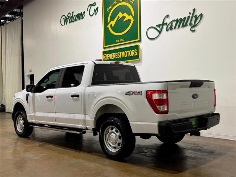 View vehicle photo 6