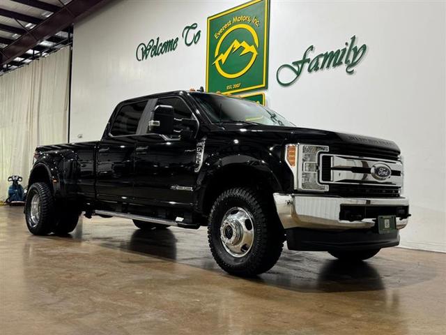 Black 2019 Ford F-350 Super Duty XLT Crew Cab LB DRW 4WD Pickup Truck Four-Wheel Drive Automatic