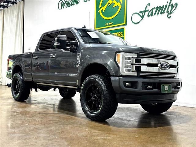 Gray 2019 Ford F-250 Super Duty Platinum Crew Cab 4WD Pickup Truck Four-Wheel Drive Automatic