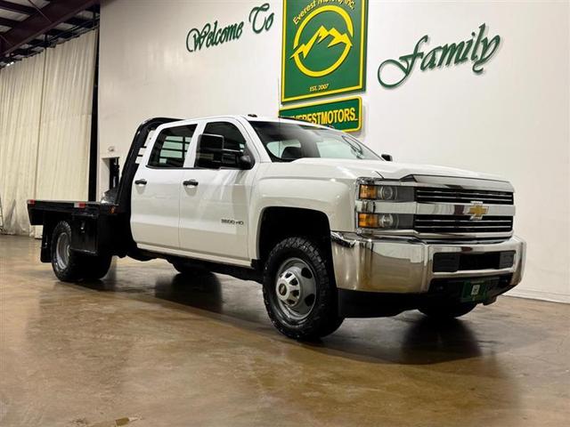 White 2017 Chevrolet Silverado 3500HD Chassis Work Truck Crew Cab RWD Pickup Truck 4X2 Automatic