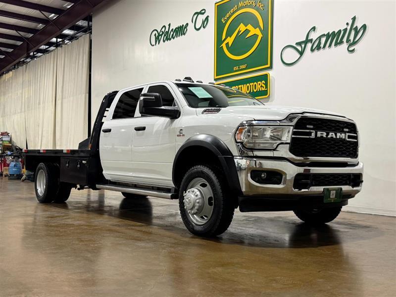 White 2024 RAM 5500 Chassis Tradesman Crew Cab 84 4WD Pickup Truck Four-Wheel Drive Automatic
