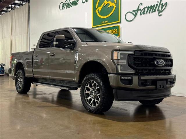 Gray 2022 Ford F-250 Super Duty Pickup Truck Four-Wheel Drive Automatic