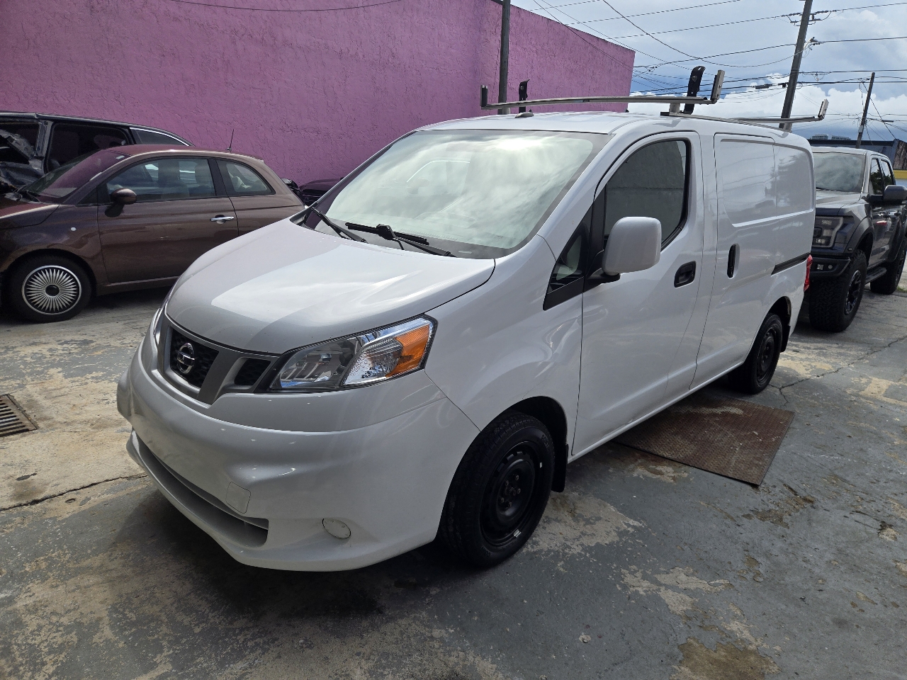 2021 Nissan NV200 S