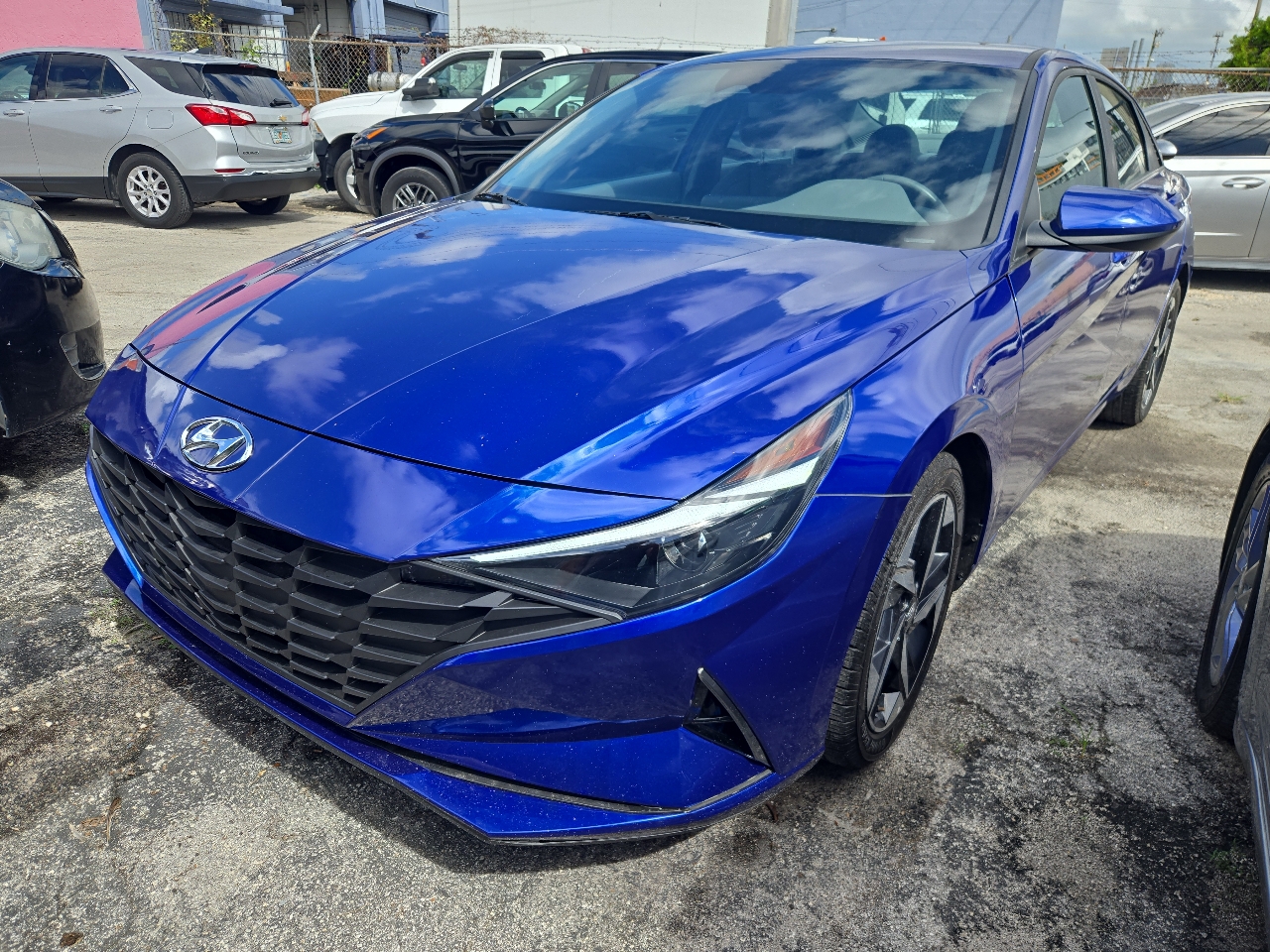 2023 Hyundai Elantra SEL