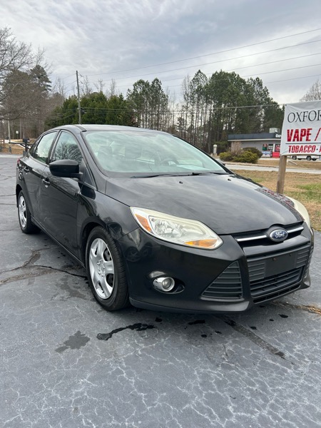 Ford Focus SE Sedan 2012