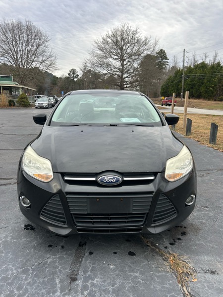 Ford Focus SE Sedan 2012