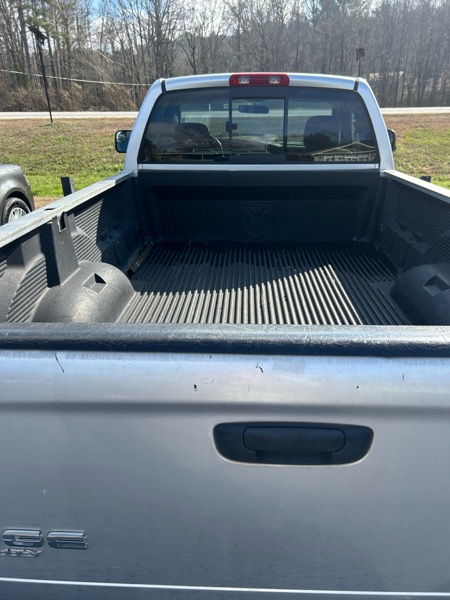 Dodge Ram 2500 ST 2WD 2003