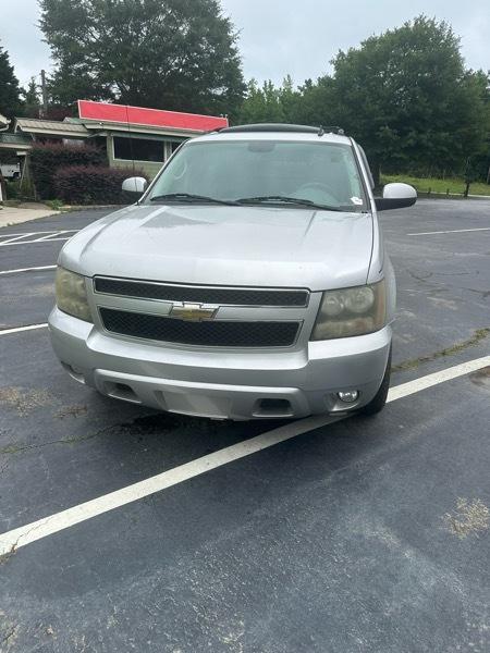 Chevrolet Avalanche LT 2WD 2011