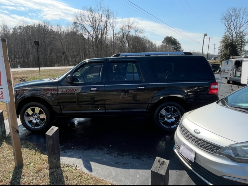 Ford Expedition EL Limited 2WD 2010