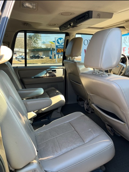 Ford Expedition EL Limited 2WD 2010