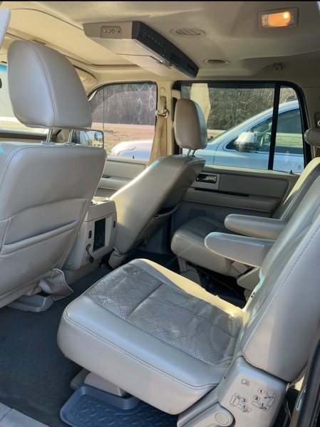 Ford Expedition EL Limited 2WD 2010