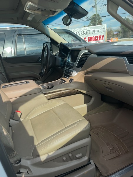 GMC Yukon XL SLT 1/2 Ton 2WD 2015