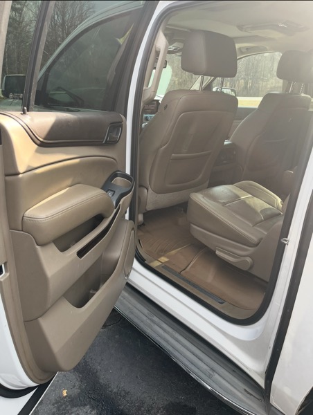 GMC Yukon XL SLT 1/2 Ton 2WD 2015