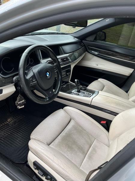 BMW 7-Series 750Li 2014