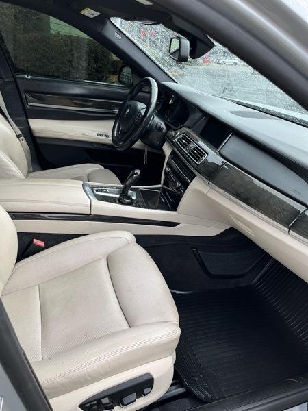 BMW 7-Series 750Li 2014