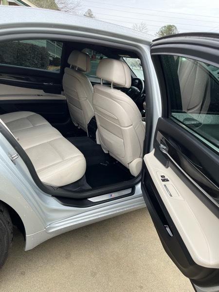 BMW 7-Series 750Li 2014