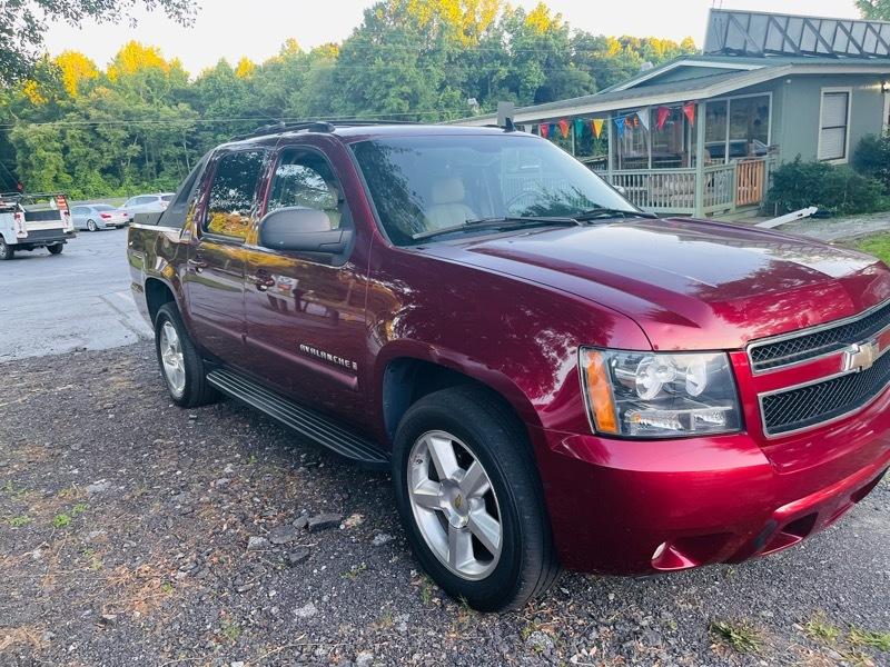 2008 Chevrolet Avalanche LS 2WD