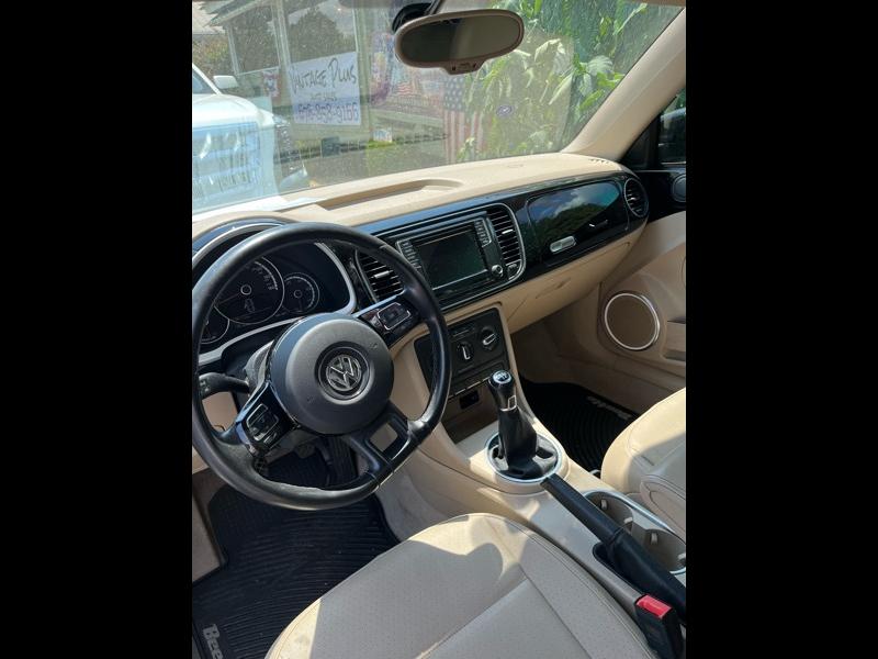 Volkswagen Beetle 1.8T SE 5M 2016