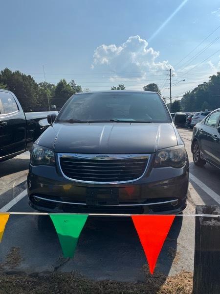 Chrysler Town & Country S 2015