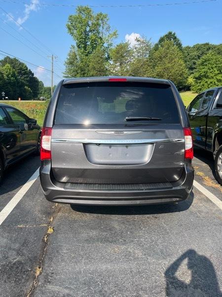 Chrysler Town & Country S 2015