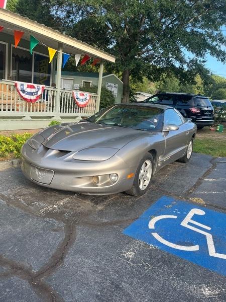 Pontiac Firebird  2000