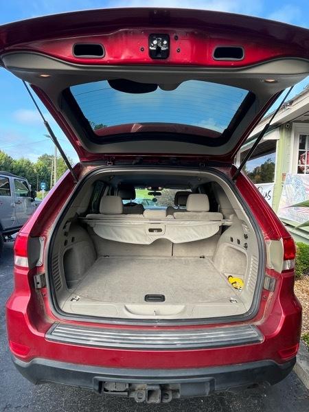 Jeep Grand Cherokee Laredo 4WD 2011