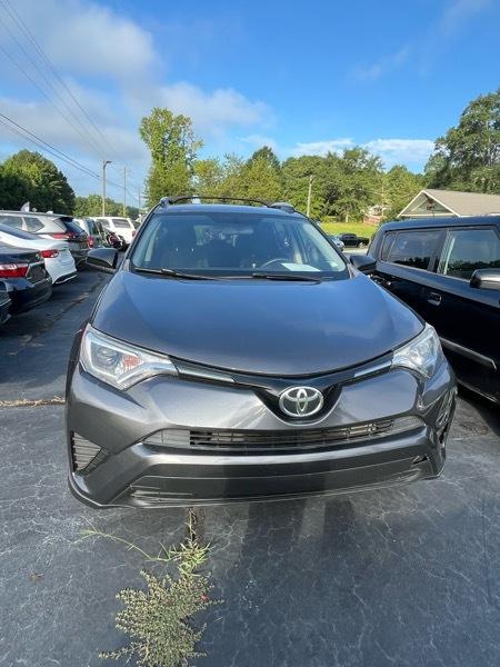 Toyota RAV4 LE FWD 2016